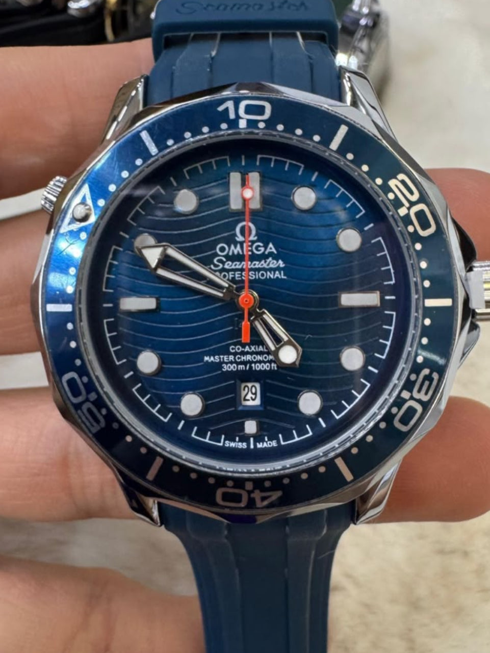OMEGA SEAMASTER DIVER 300M