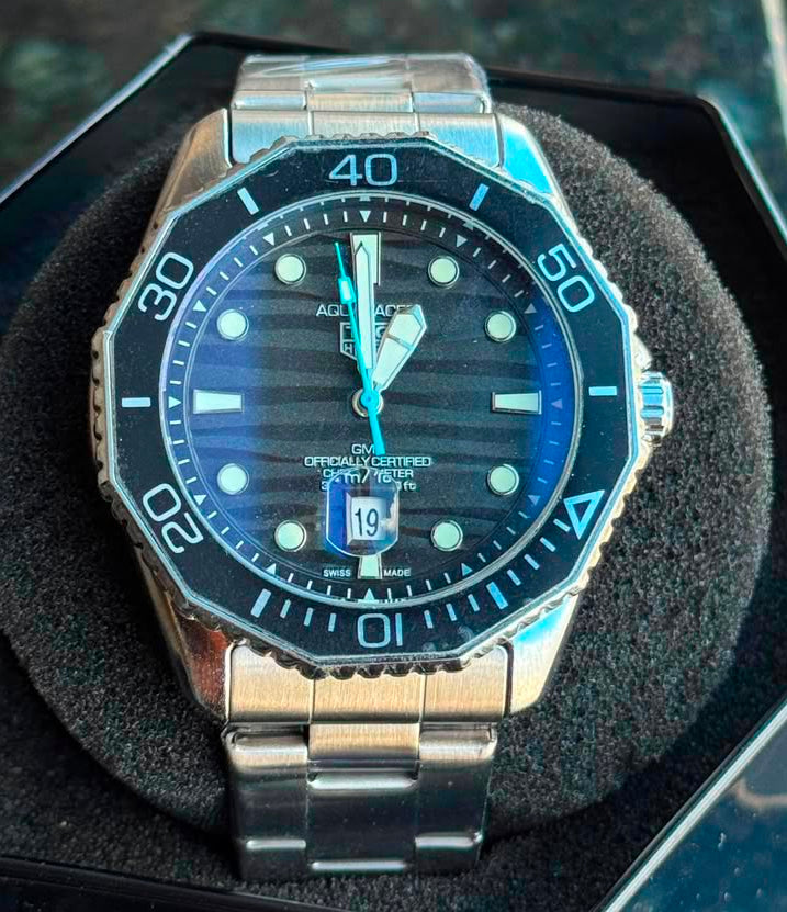 TAG Heuer Aquaracer Professional 300 GMT
